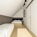 2 Bedroom Pet Friendly In *