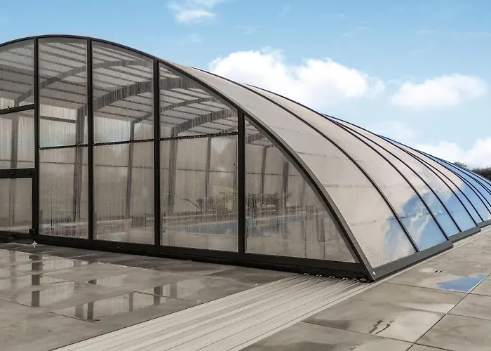 Pet Friendly In * Jezierzany